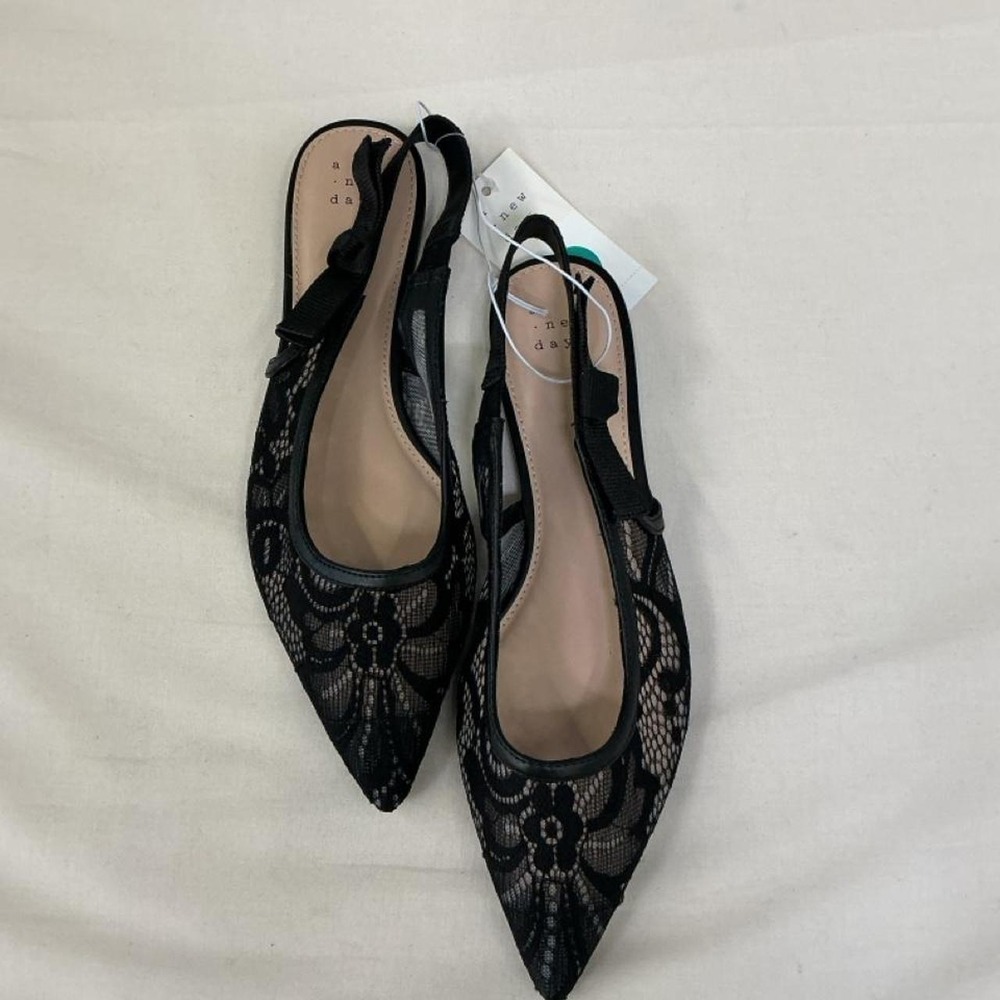 A New Day Women's Black Lace Pointed-Toe Slingback Flats – Size 8